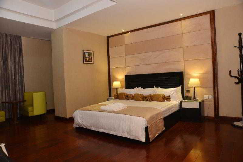 Golden Tulip Essential Lagos Airport Hotel Luaran gambar