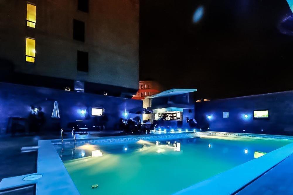 Golden Tulip Essential Lagos Airport Hotel Luaran gambar