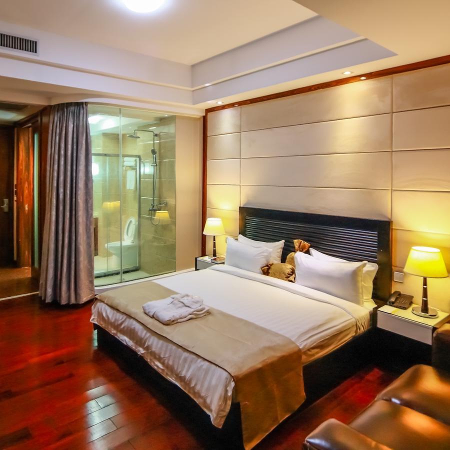 Golden Tulip Essential Lagos Airport Hotel Bilik gambar